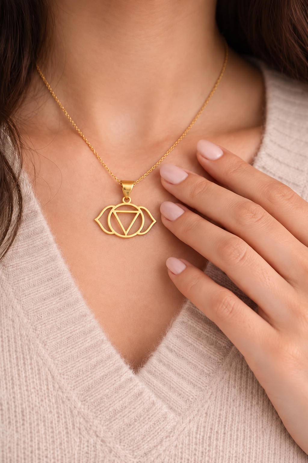 Ajna in Gold: A Pendant Close to the Heart